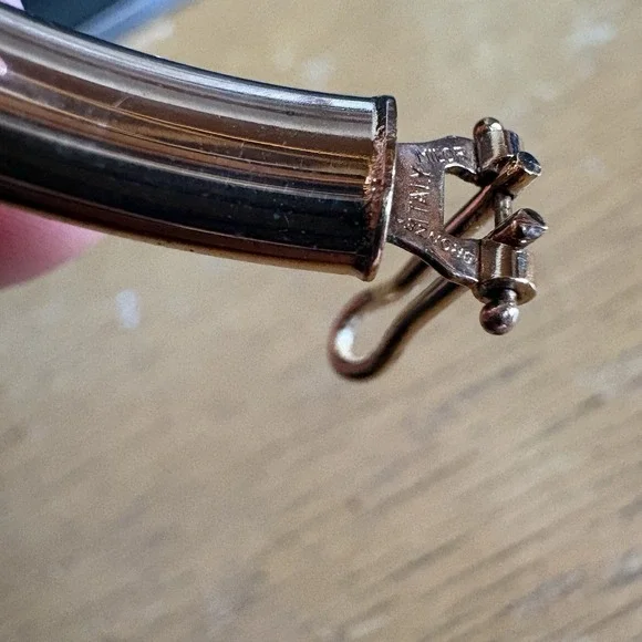 Stamped Bronze Milor Italy Oval Hoop Metal Hinge Post Back Pierced Earrings - Picture 6 of 7